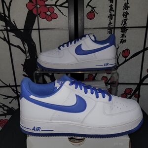 Nike Air Force 1 '07 in Blue and White